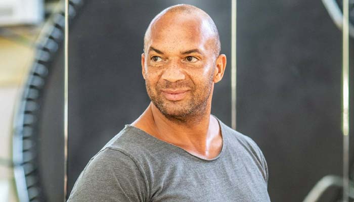 Carlos Detlef Akwasi – Ein junger Stern zwischen Tanz und Erbe